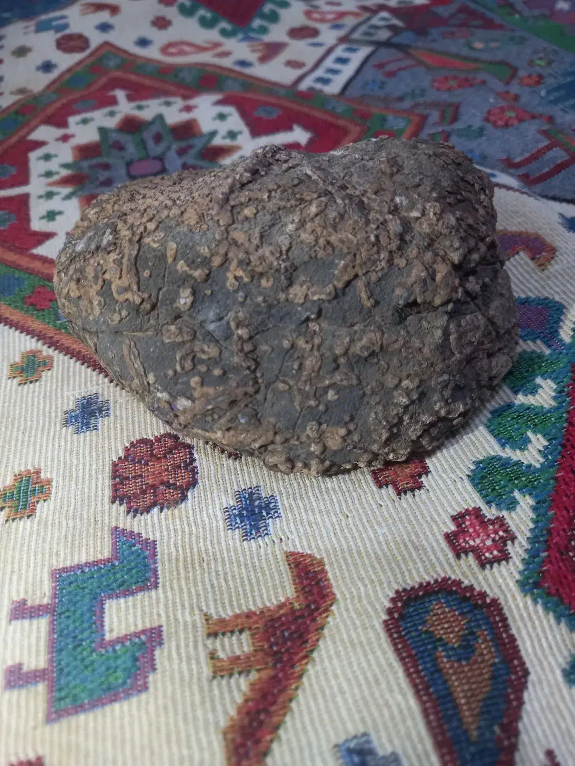 شهاب سنگ|کلکسیون اشیاء عتیقه|اسفراین, |دیوار