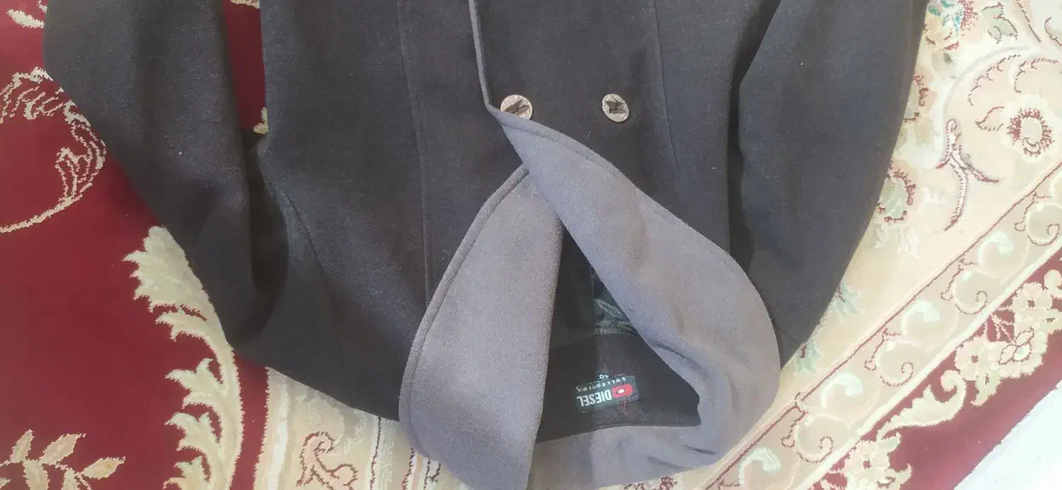 پالتوزنانه|لباس|قم, شاه ابراهیم|دیوار