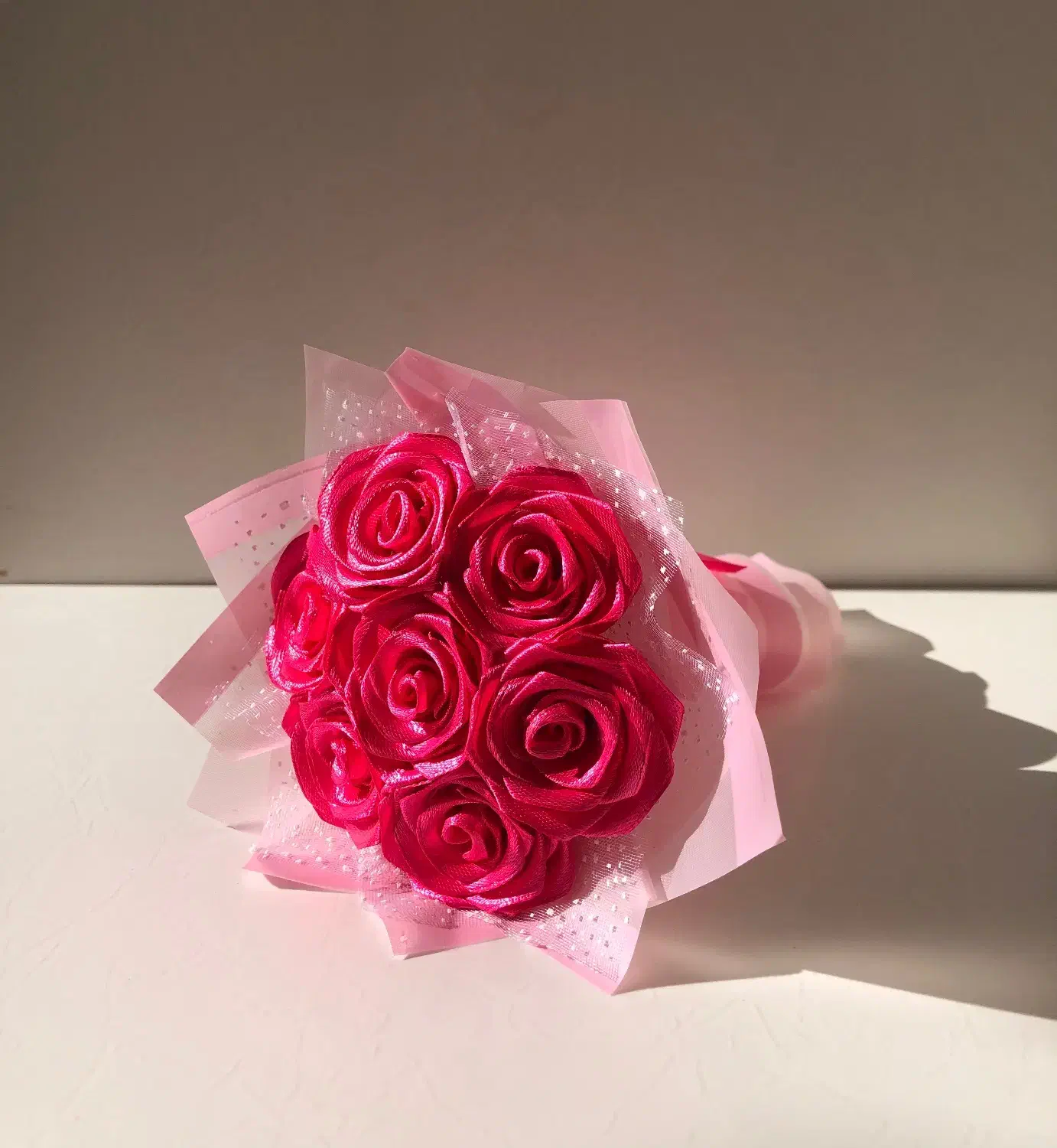 رز روبانی|گل و گیاه طبیعی|چناران, |دیوار