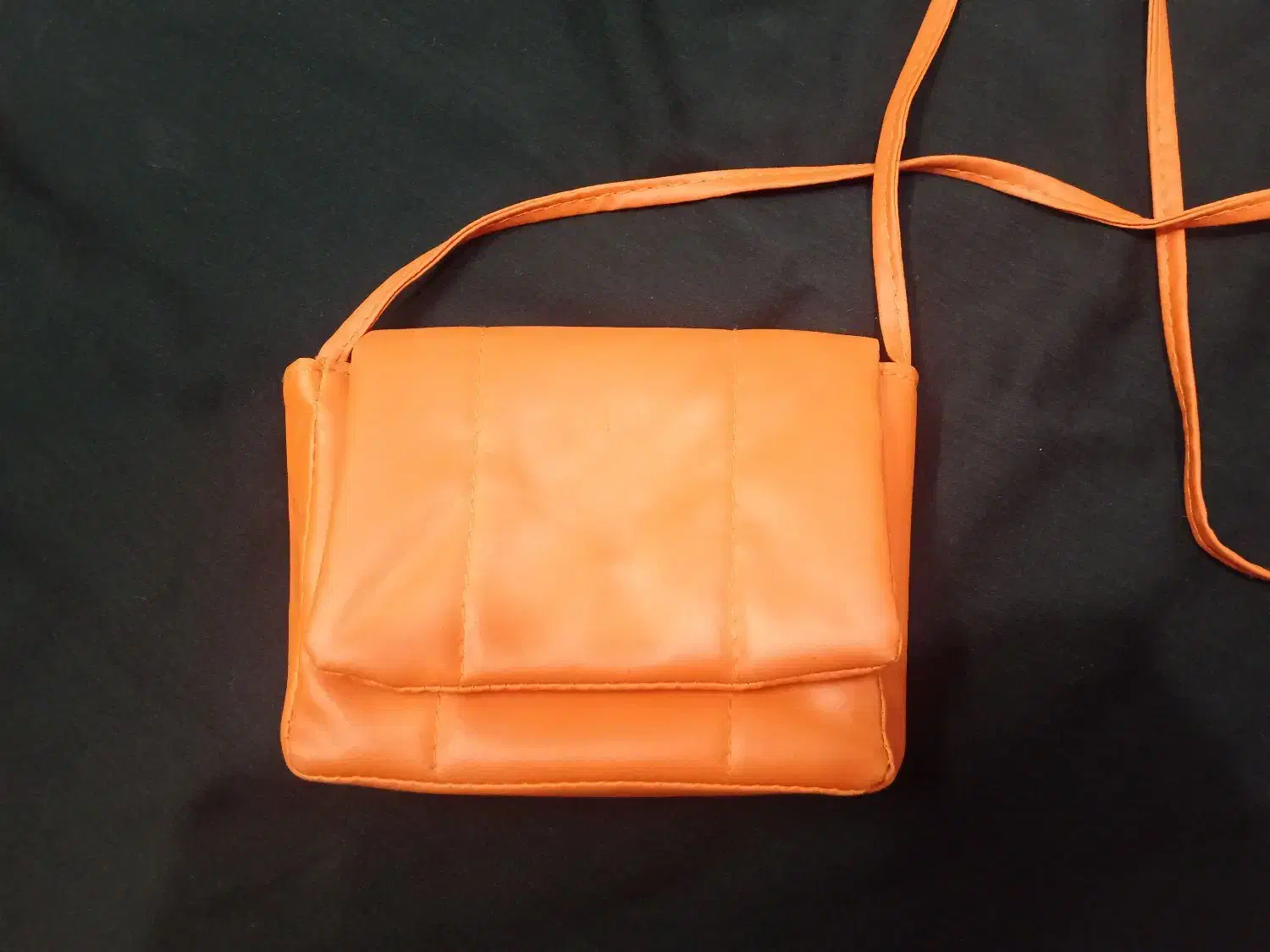 چند عددکیف|کیف، کفش، کمربند|قوچان, |دیوار