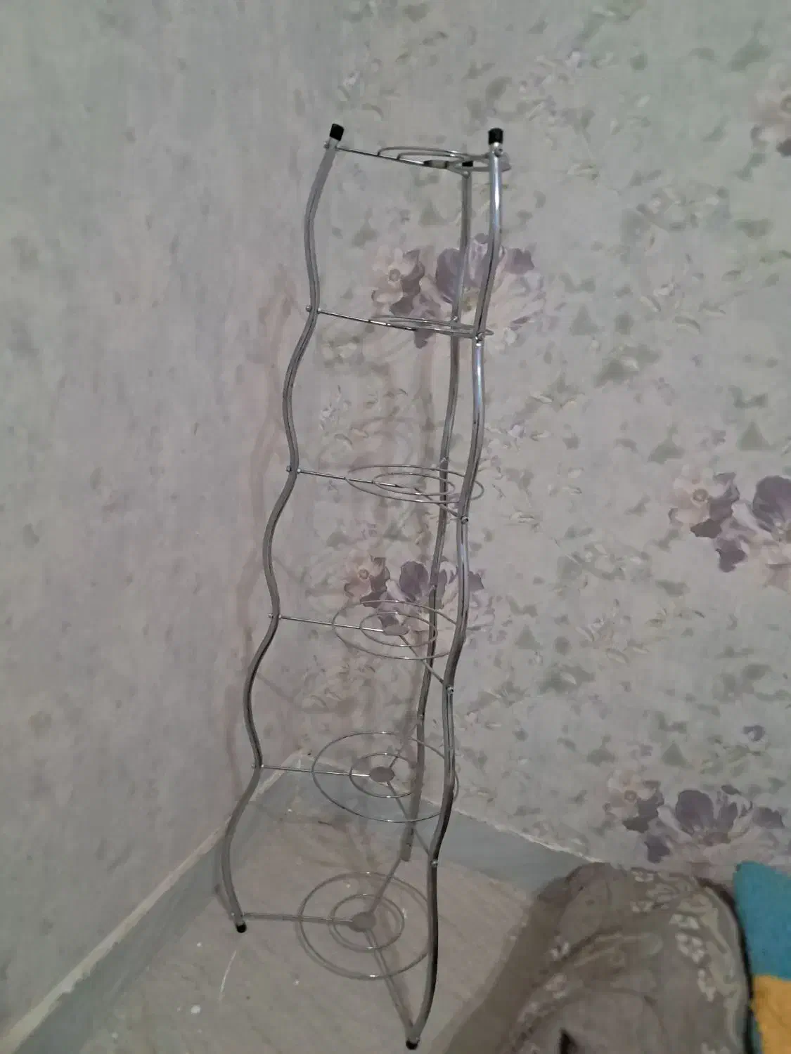 گلدان سرامیکی بزرگ|گل و گیاه طبیعی|تربتحیدریه, آبشار|دیوار