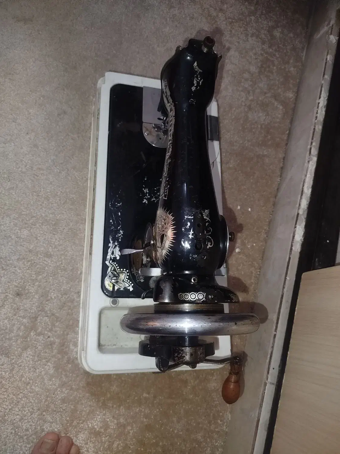 چرخ|چرخ خیاطی و ریسندگی|پیشوا, |دیوار