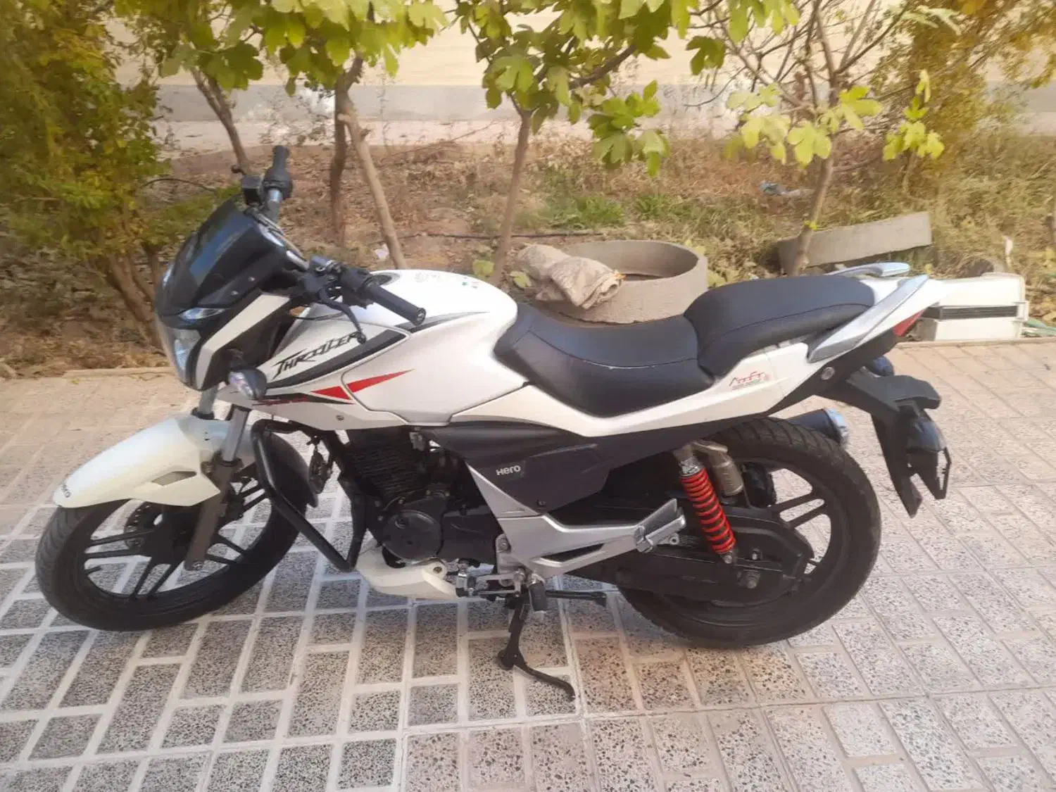 موتورهیرو۱۵۰|موتورسیکلت|زرندیه, |دیوار