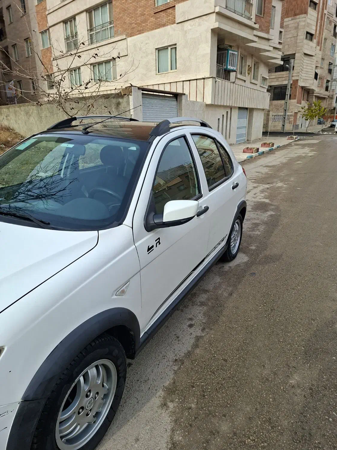 کویک Rمدل۱۴۰۰|خودرو سواری و وانت|همدان, |دیوار