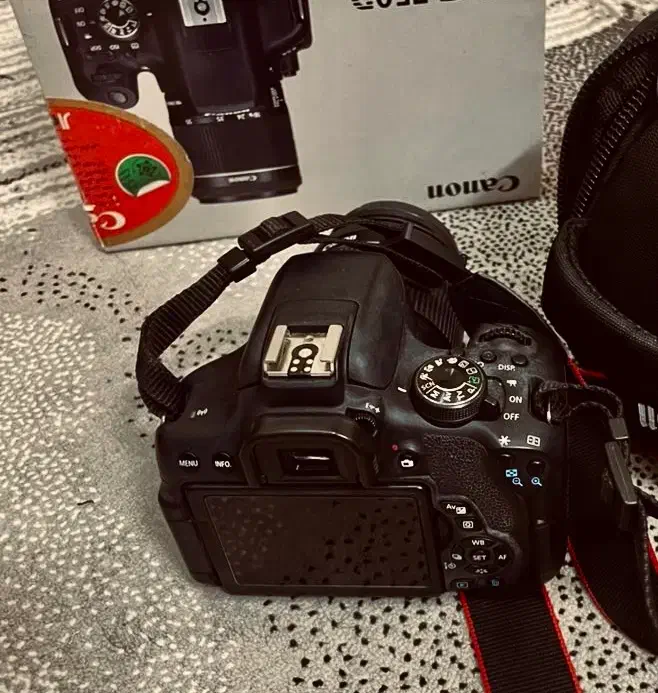 دوربین عکاسی کانن 750D همراه با لنز EF-S 18-55mm|دوربین عکاسی و فیلمبرداری|ورامین, ورامین|دیوار