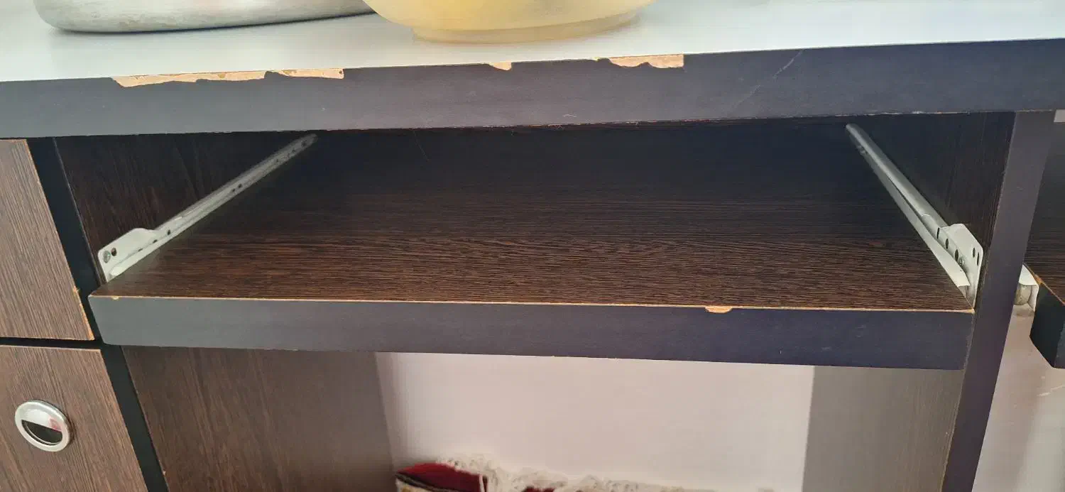 میزکامپیوتر|میز تحریر و کامپیوتر|لوشان, |دیوار