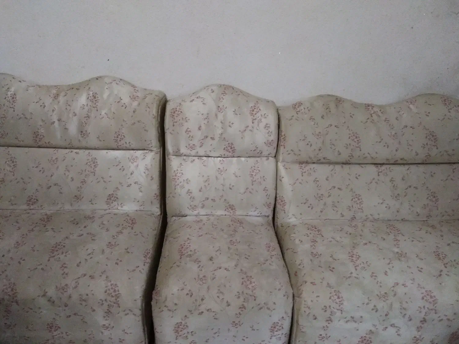 با ۷۰۰ تومن مبل بخر|مبلمان خانگی و میز عسلی|رشت, نامجو|دیوار