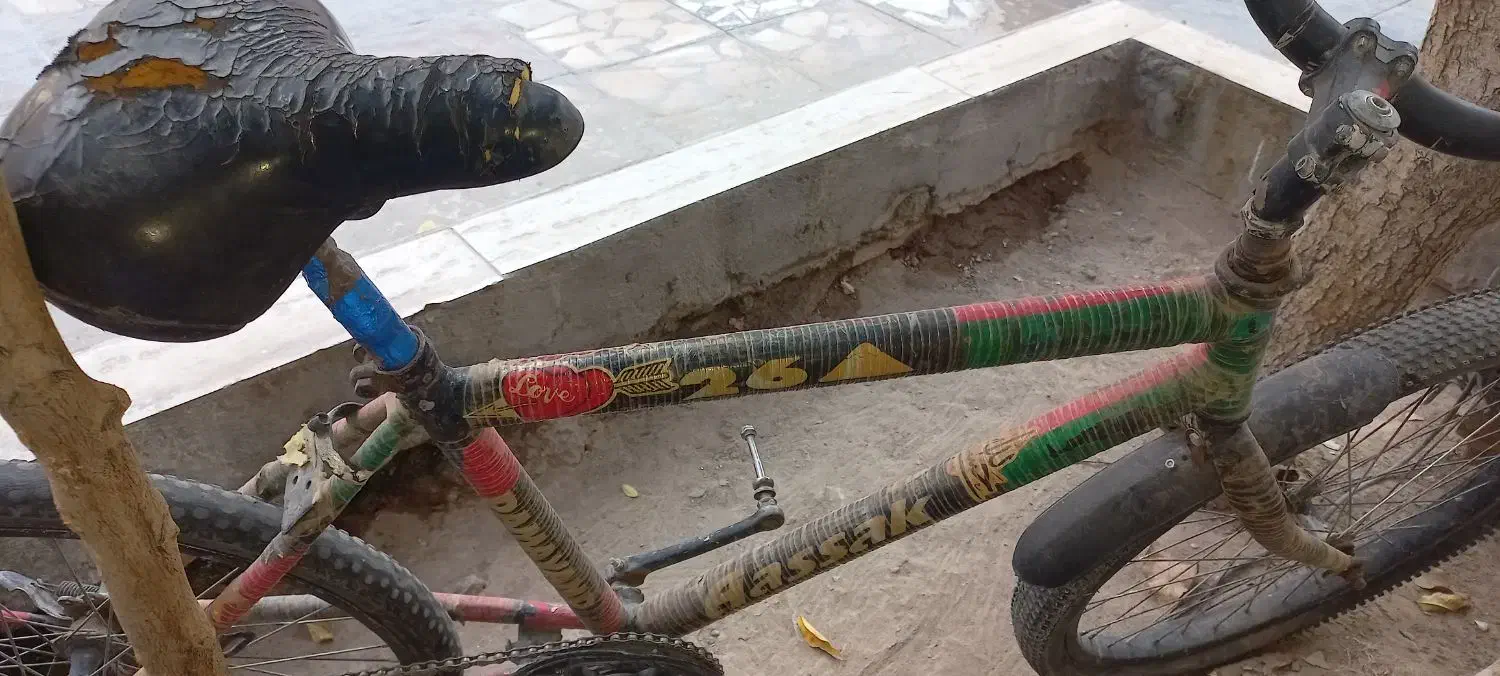 دچرخه 24 تمیز|دوچرخه، اسکیت، اسکوتر|خاش, |دیوار