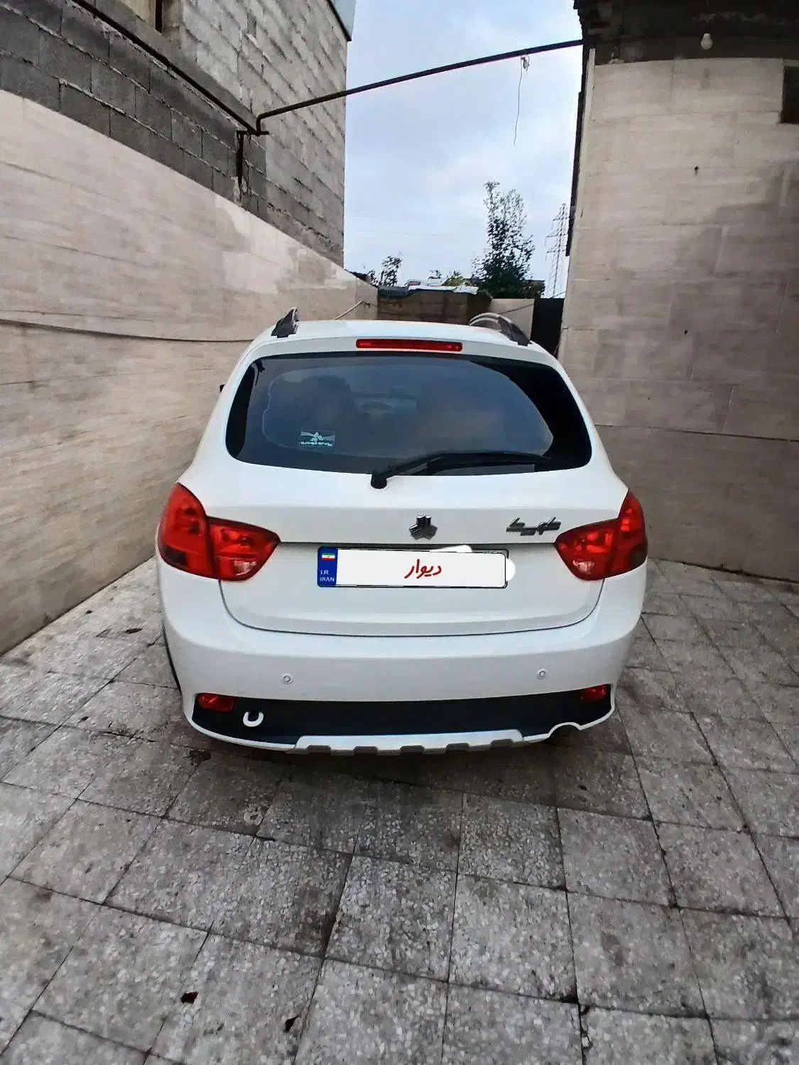 کوئیک آخر ۱۴۰۰ بی رنگ بی ضربه|خودرو سواری و وانت|رشت, عینک|دیوار