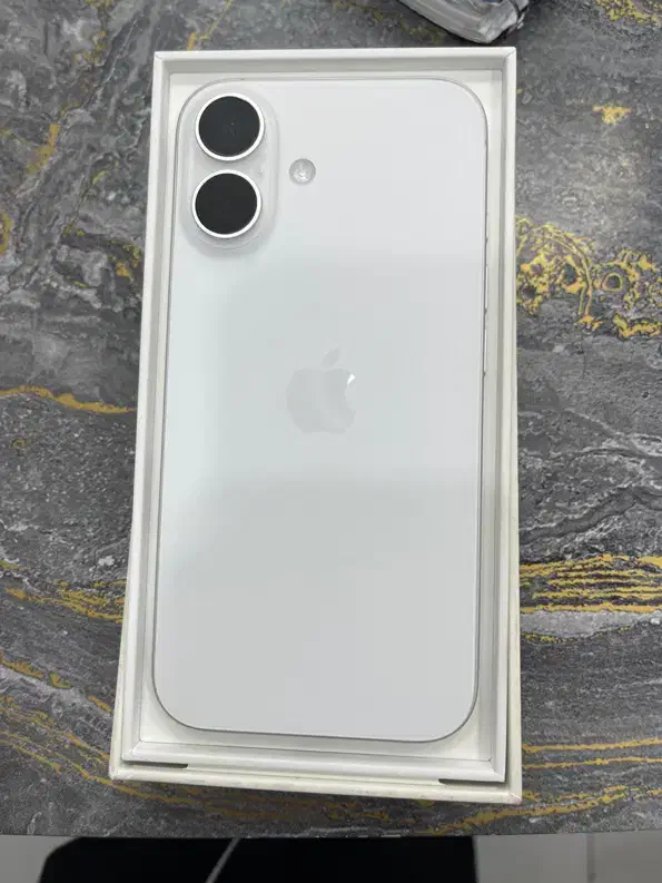 iPhone 16|موبایل|اصفهان, احمدآباد|دیوار