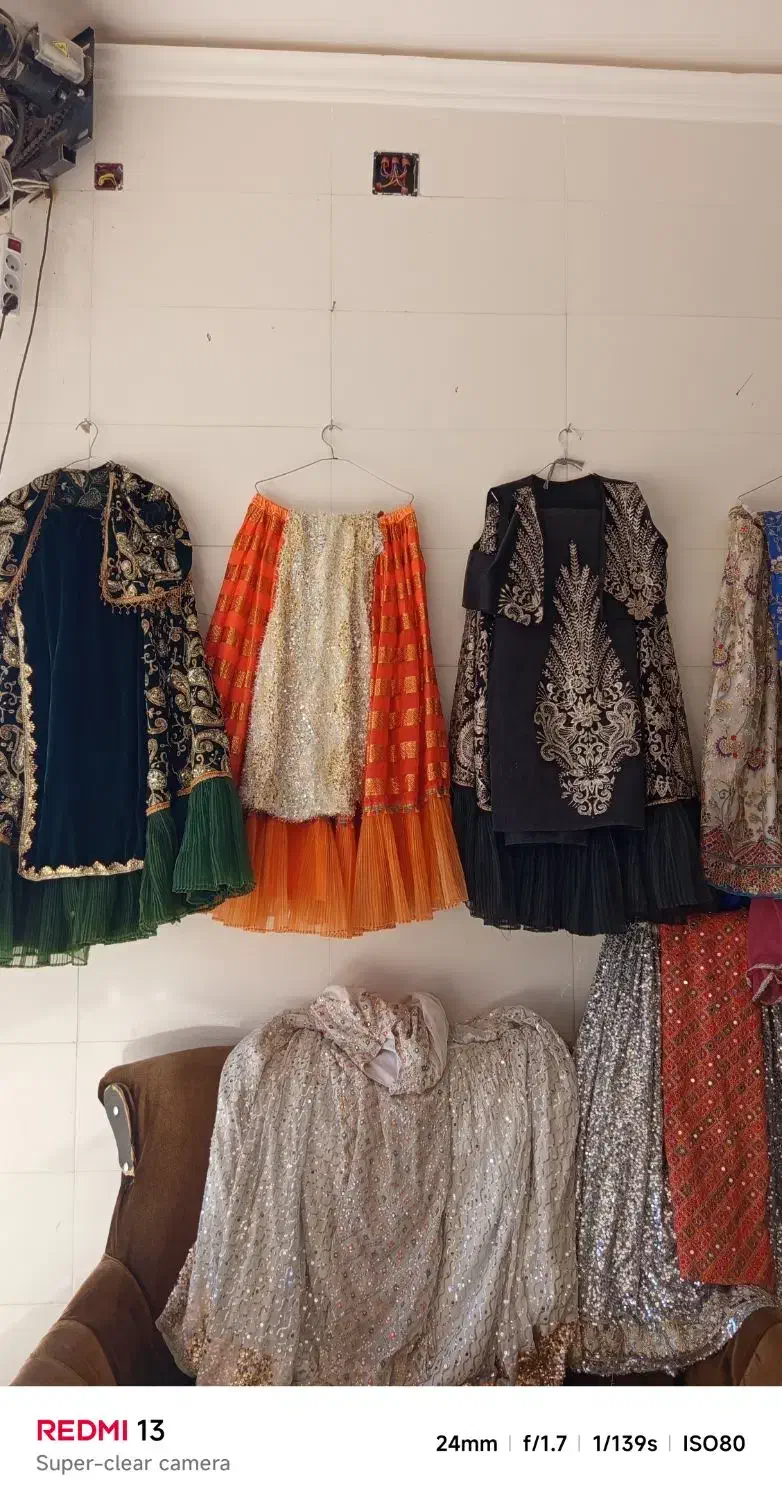 لباس قشقایی|لباس|داراب, |دیوار