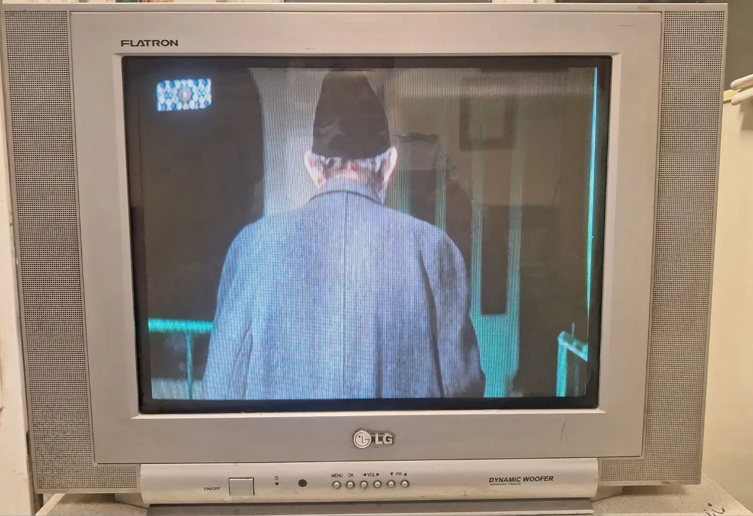 تلویزیون|تلویزیون و پروژکتور|الوند, |دیوار