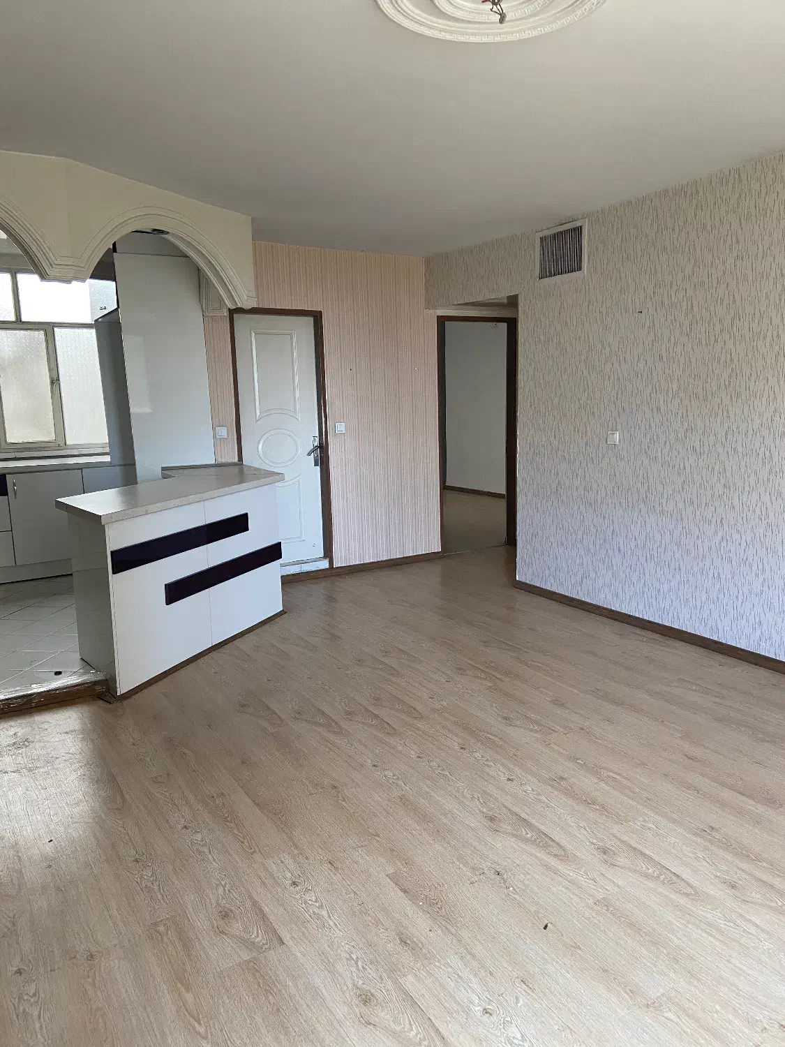 اجاره‌ ۷۵ منر دو خواب با پارکینگ تخلیه