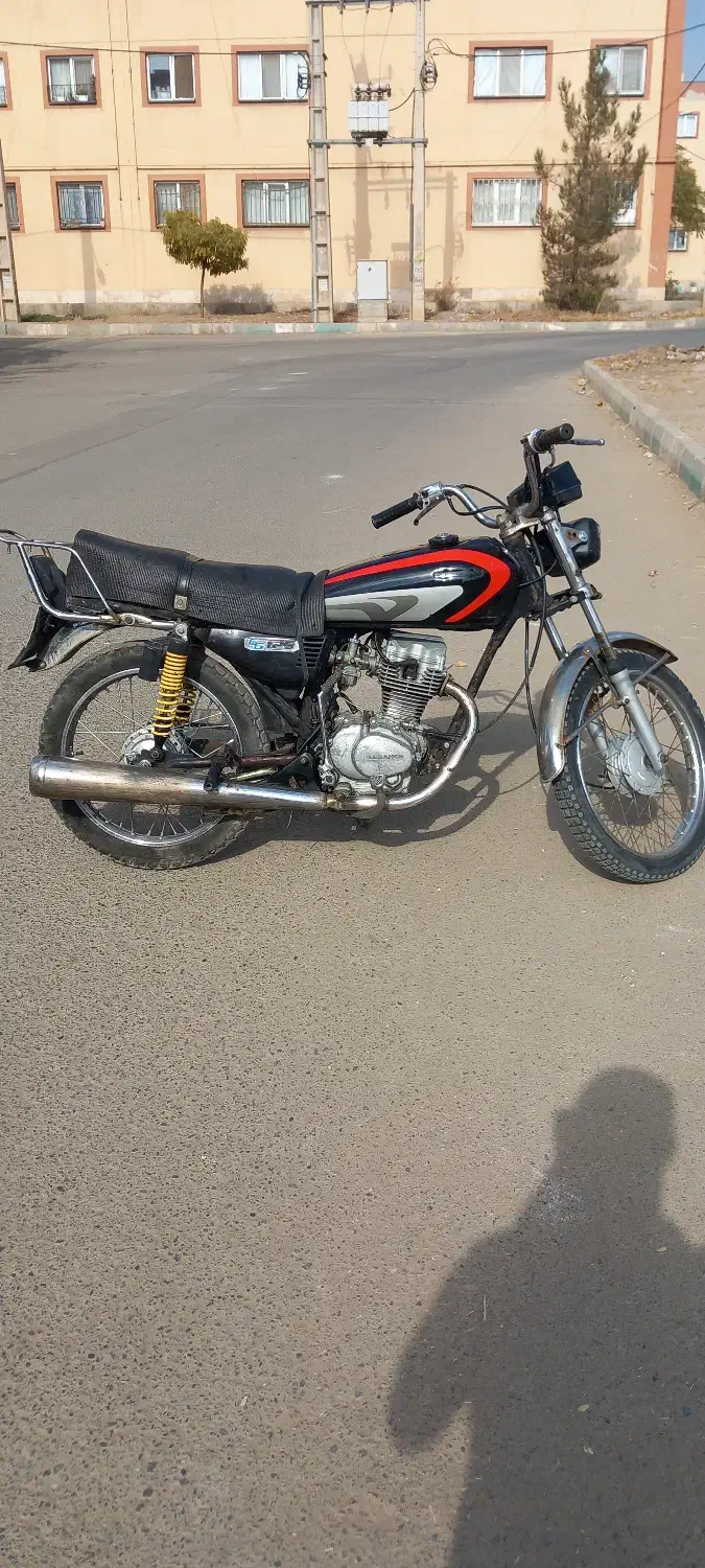 موتور هندا ژاپن ۱۲۵ اصل|موتورسیکلت|هشتگرد, هشتگرد قدیم|دیوار