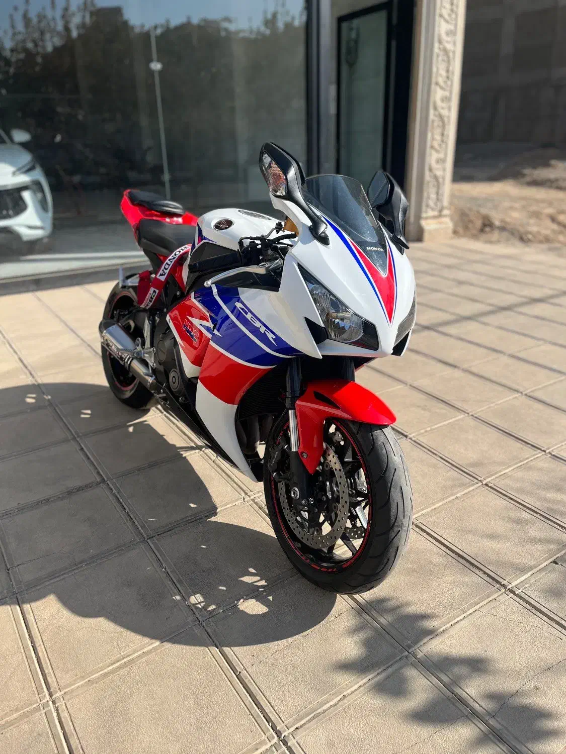 CBR 1000|موتورسیکلت|قم, صدوق|دیوار