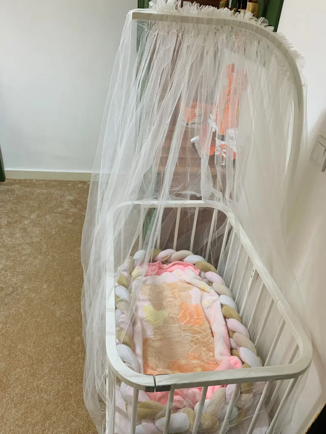 تخت کنار مادر خارجی|تخت و صندلی بچه|رشت, کوی مهر|دیوار