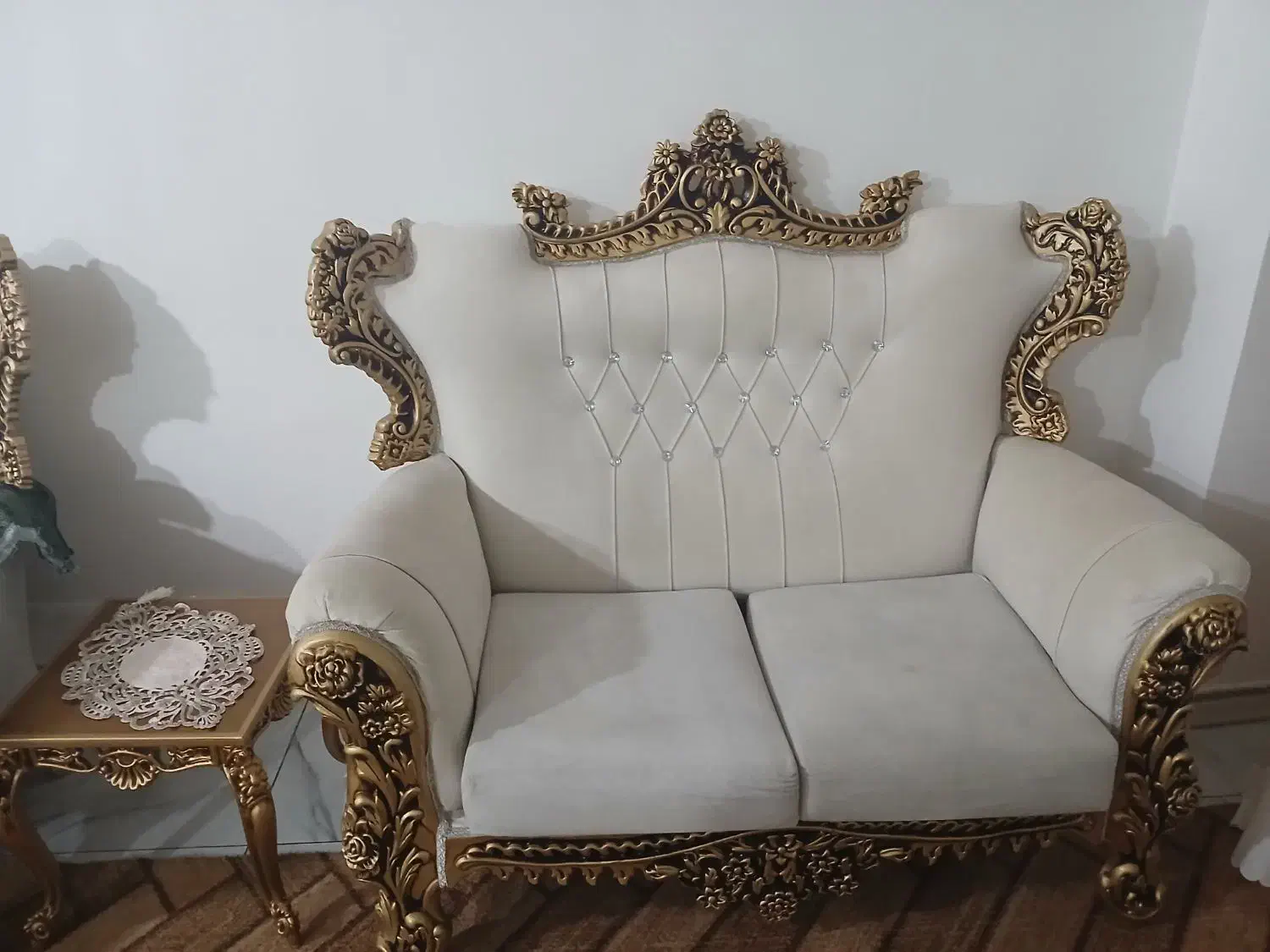مبل چوبی در حد نو|مبلمان خانگی و میز عسلی|اردبیل, |دیوار