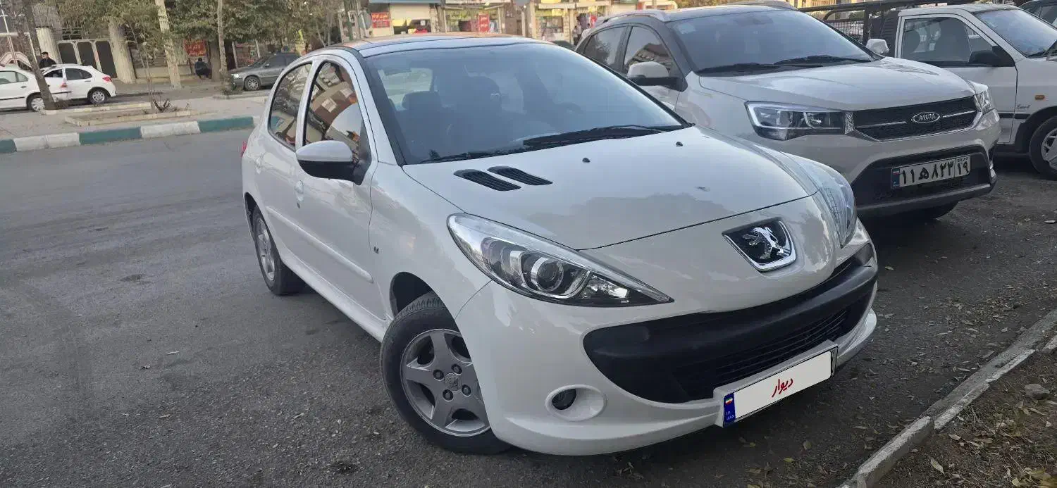 ۲۰۷مدل ۱۴۰۱ پانا|خودرو سواری و وانت|کرمانشاه, |دیوار