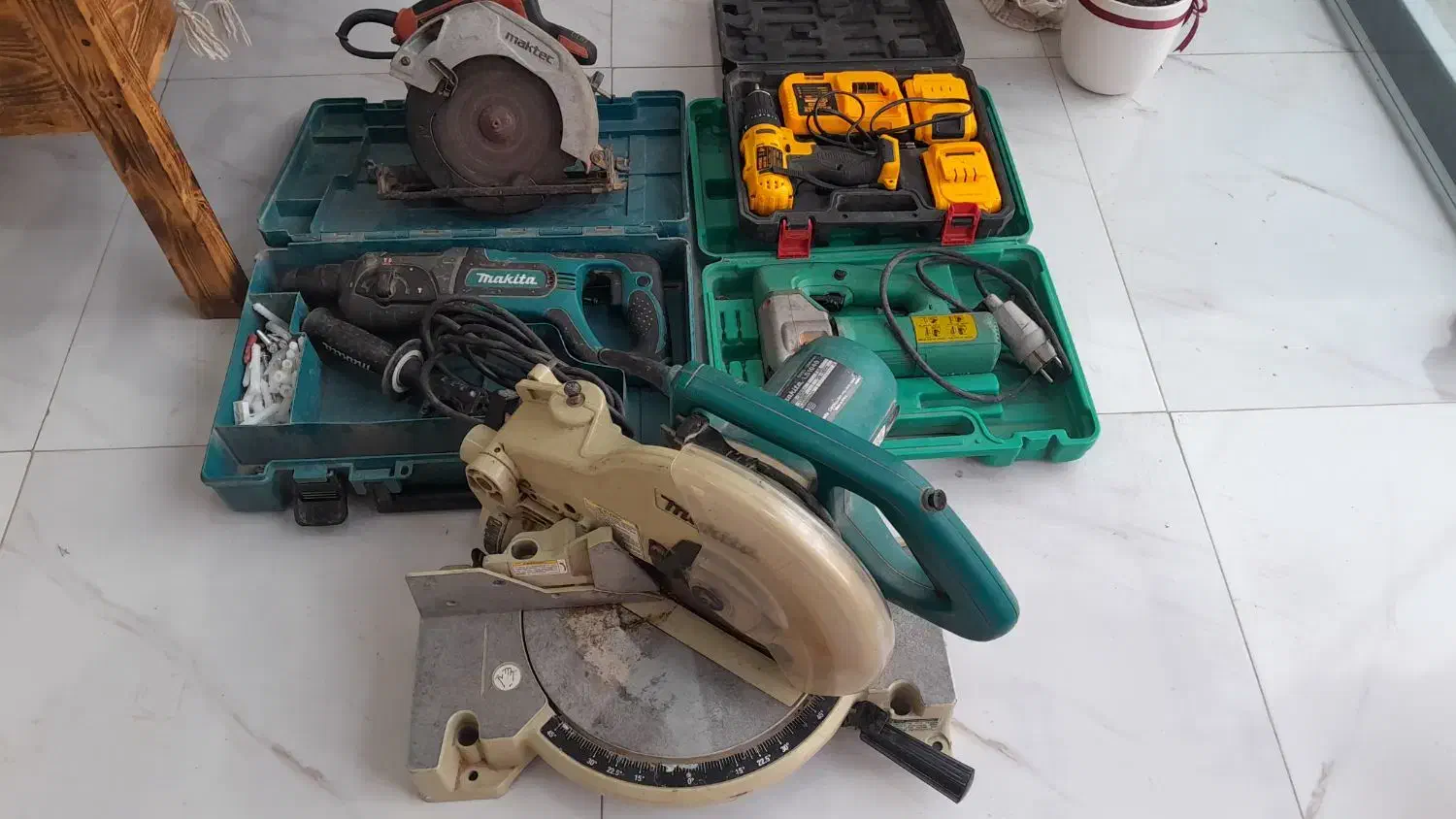 ابزار نجاری ماکیتا|ابزارآلات|تولم شهر, |دیوار