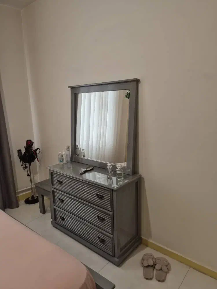 تخت خواب دونفره بدون تشک|تخت و سرویس خواب|کرج, کارخانه قند|دیوار