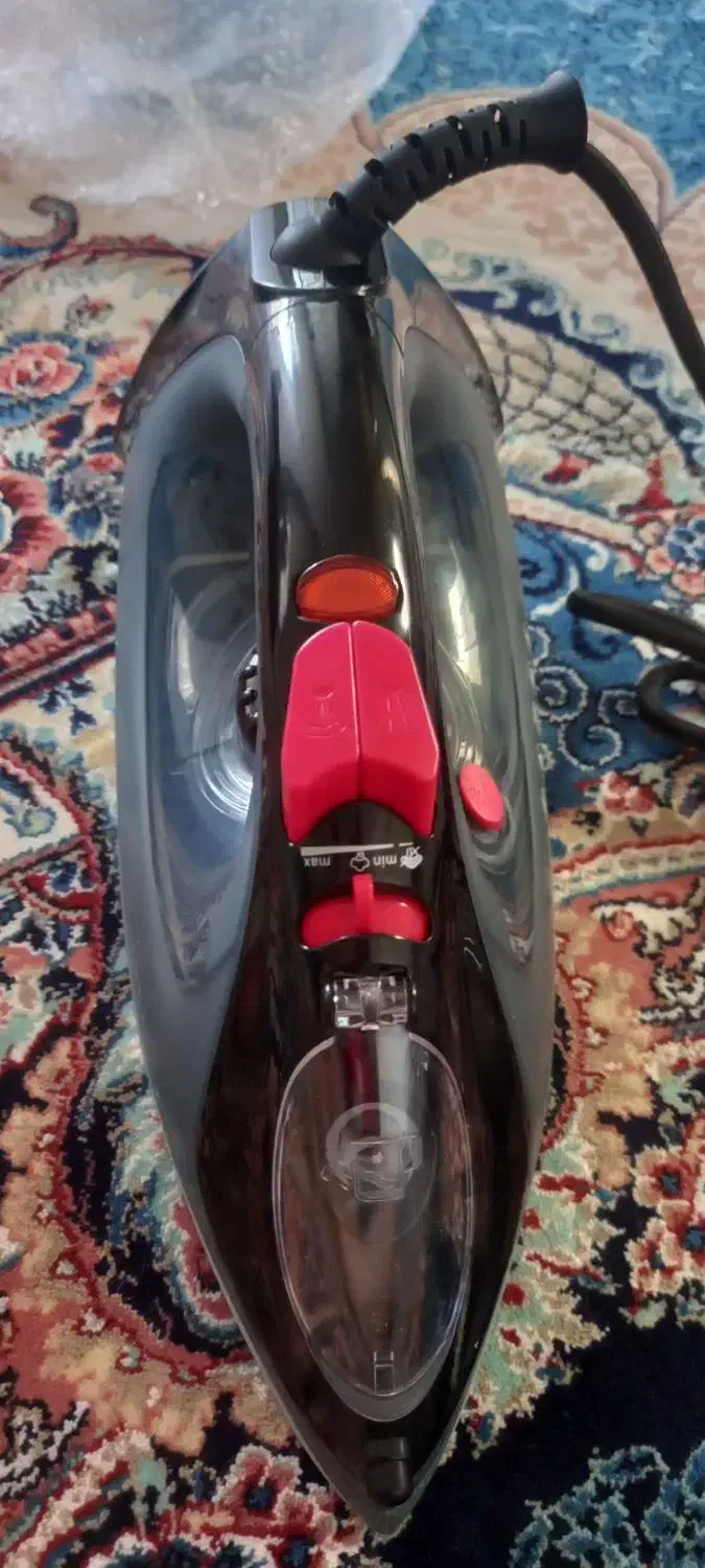 اتو ۱۸۰۰ولت نو هست با کارتن|اتو و لوازم اتو|سبزوار, شهدا|دیوار