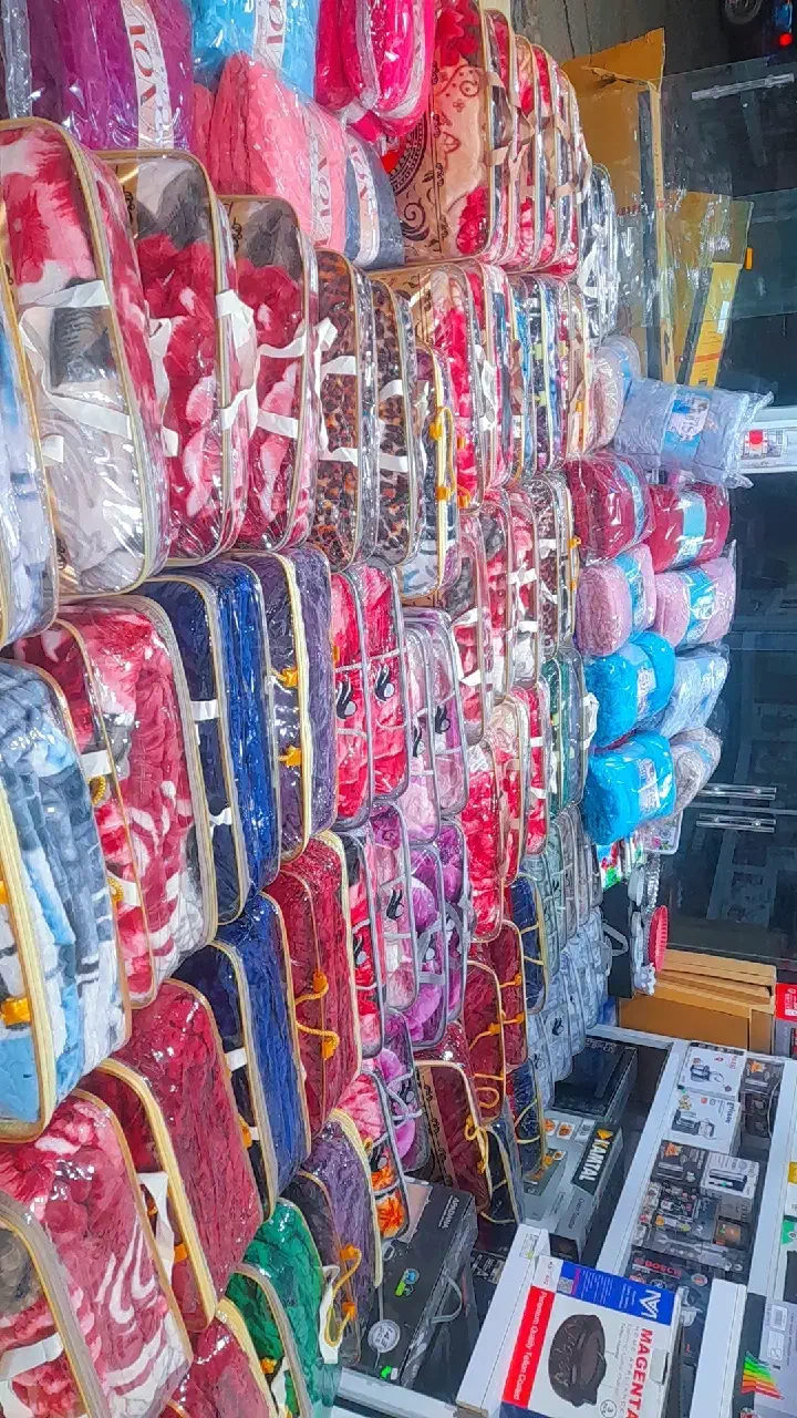 پتو گل برجسته فقط ۹۵۰|رختخواب، بالش، پتو|سبزوار, پیروزی|دیوار