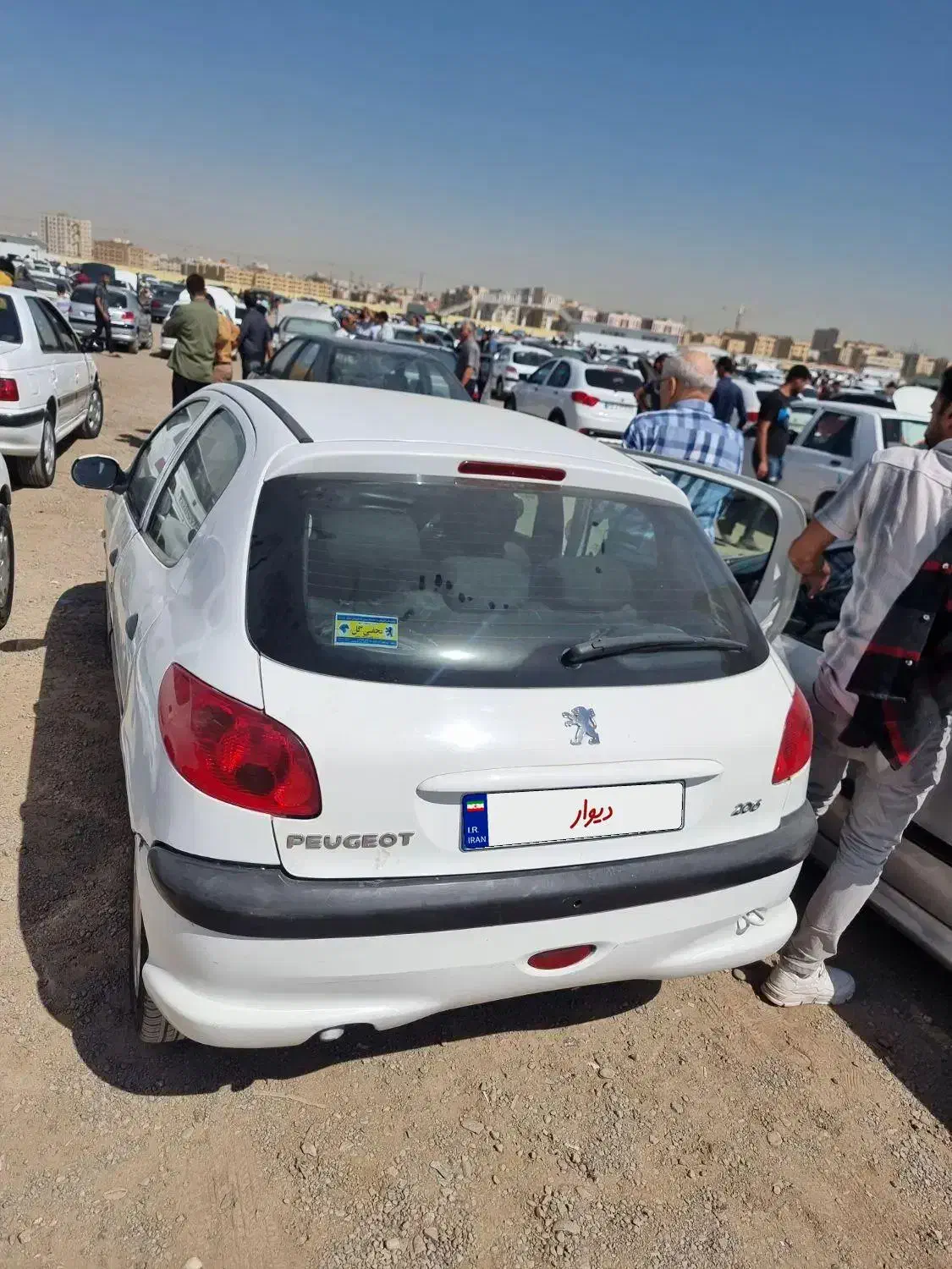 ۲۰۶مدل۹۰ اتومات تمیز کم کار|خودرو سواری و وانت|مشهد, ادیب نیشابوری (شهرک غرب)|دیوار