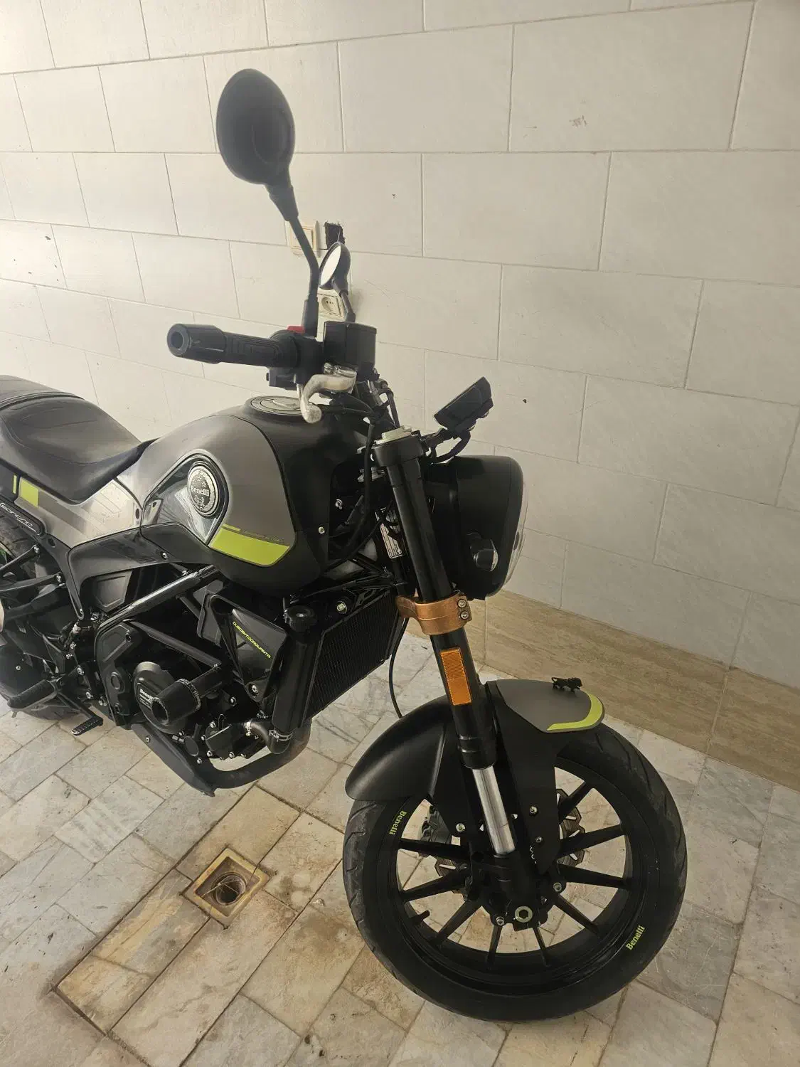 موتور بنلی لئوچینو ۲۵۰|موتورسیکلت|اردکان, |دیوار