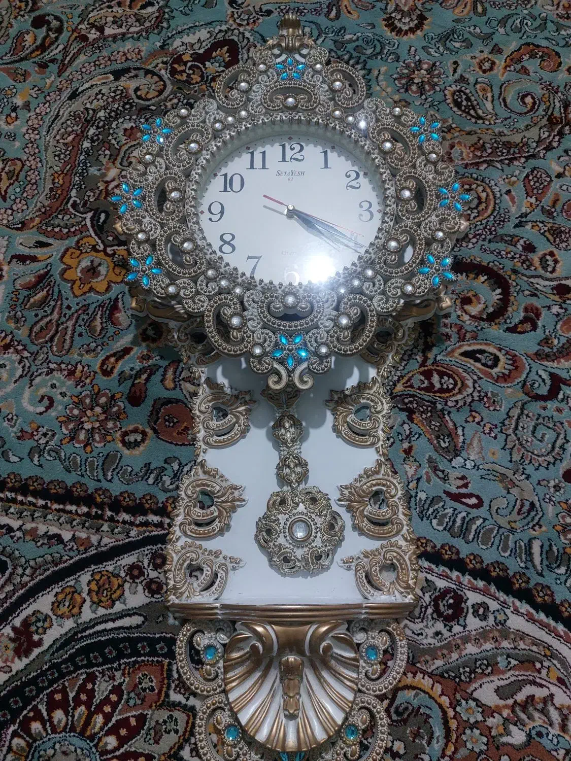 ساعت دیواری کلا نگین دار فیروزه ای|ساعت دیواری و تزئینی|محمدشهر, شهرک پیام (مهرالبرز)|دیوار