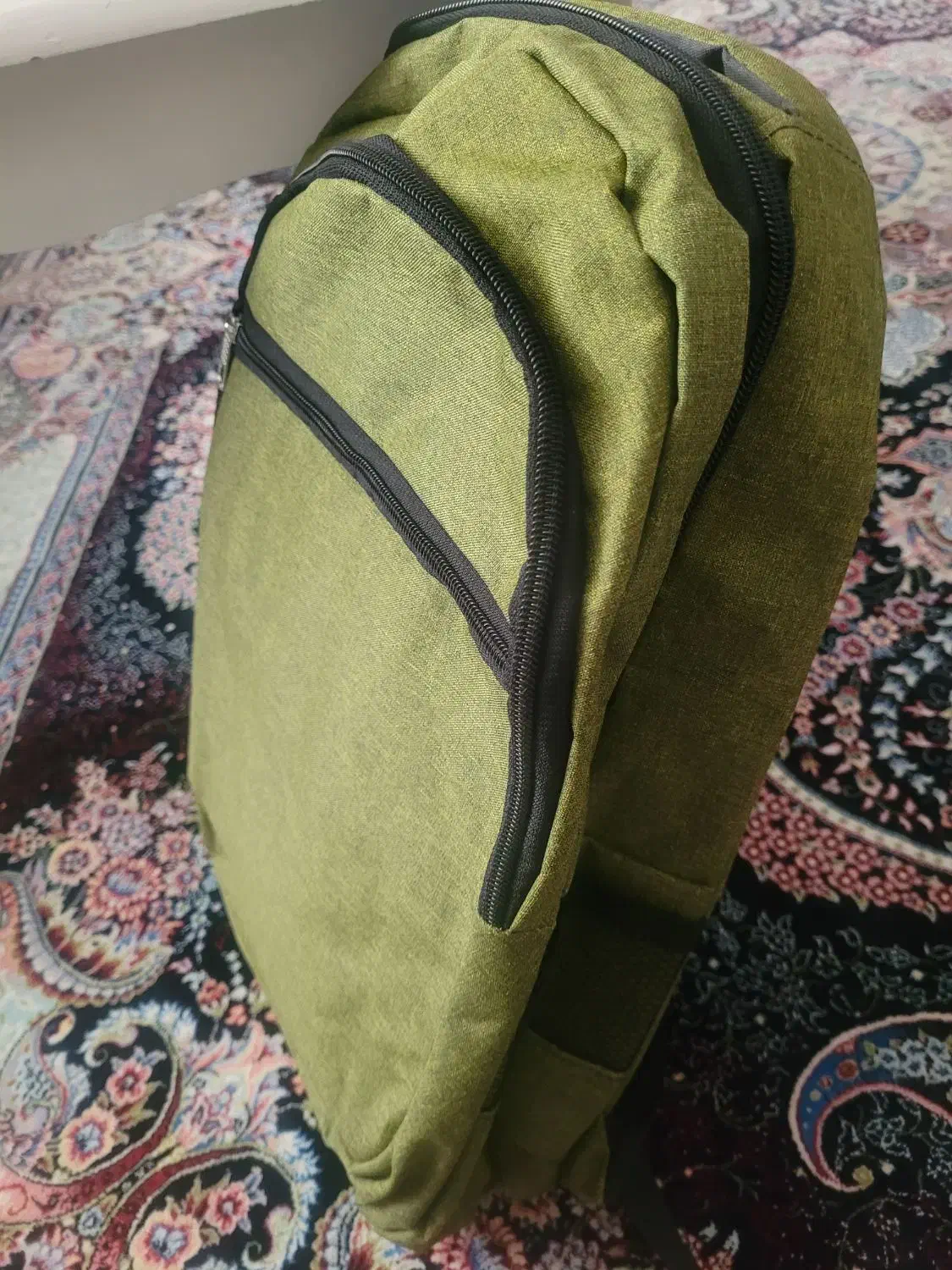 کیف مدرسه نو|کیف، کفش، کمربند|شهرکرد, |دیوار