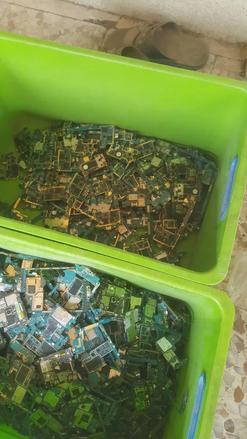 خریدار انواع برد های موبایل کامپیترو مخابرات|خدمات رایانهای و موبایل|سنندج, |دیوار