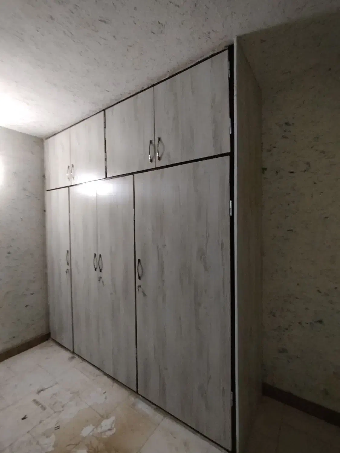 ساخت و ساز درب چوبی و ضدسرقت و کابینت|خدمات پیشه و مهارت|کاشان, فاز ۲ ناجی آباد|دیوار