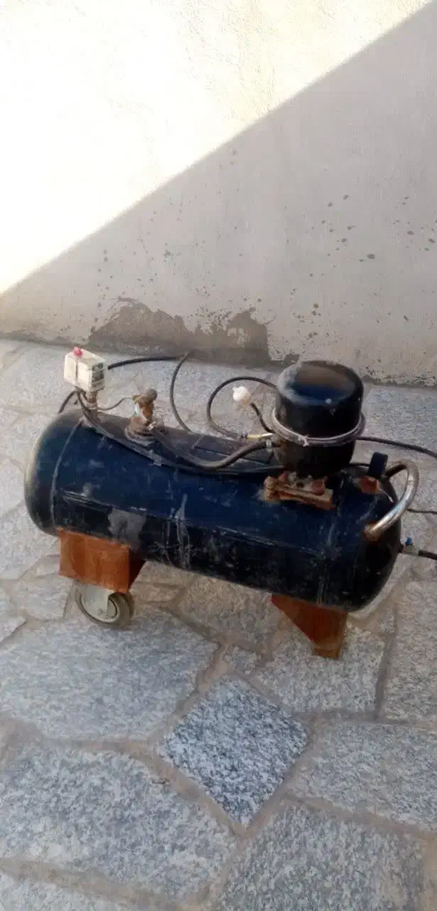 پمپ باد|ابزارآلات|سبزوار, قدس|دیوار