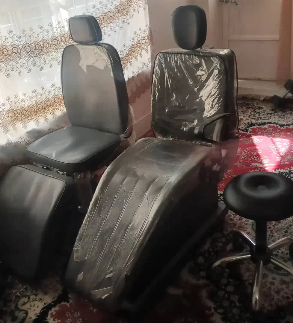 صندلی اصلاح و تابوره استاد کار|آرایشگاه و سالنهای زیبایی|مبارکه, |دیوار