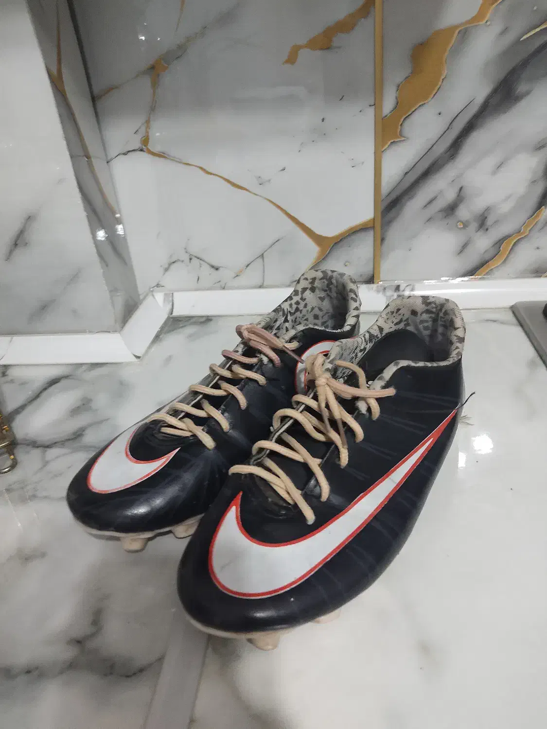 کفش ورزشی|کیف، کفش، کمربند|مشگین شهر, |دیوار