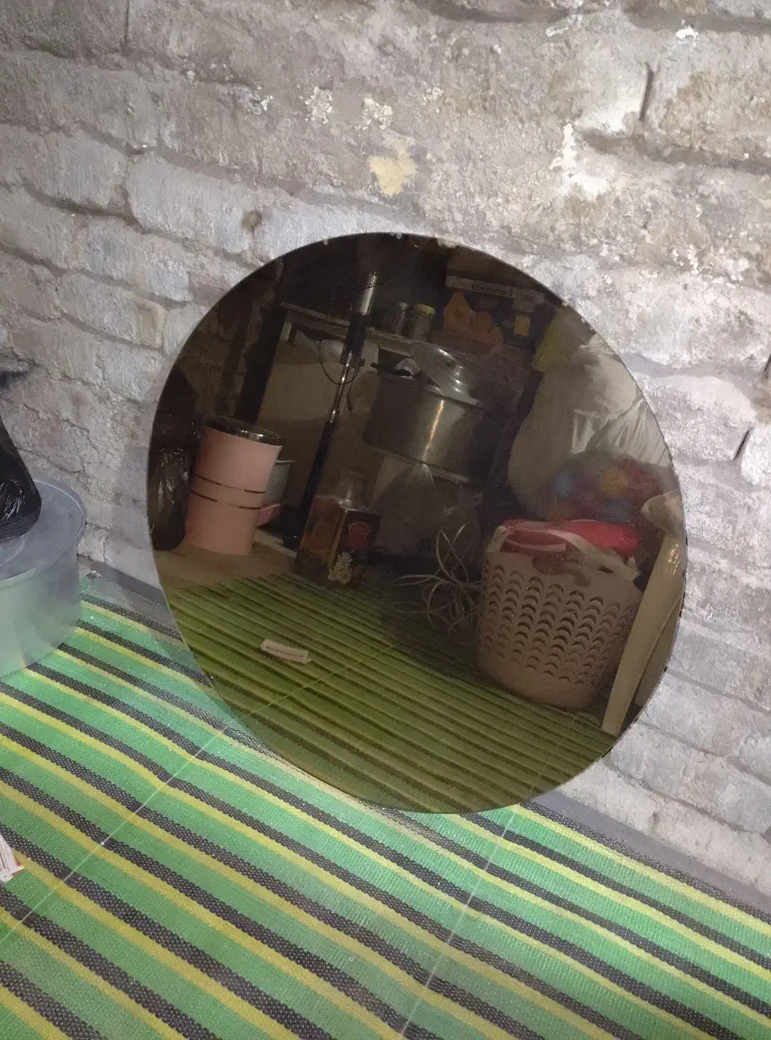 شیشه گرد جلو مبلی|مبلمان خانگی و میز عسلی|فشاپویه, |دیوار