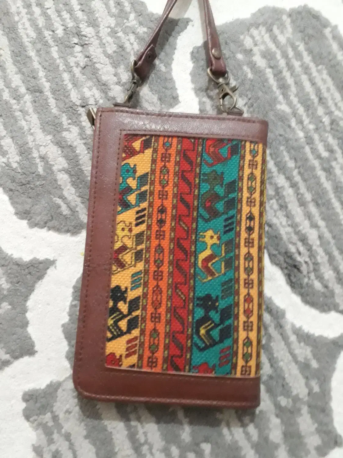 کفش و کیف طرح سنتی در حد نو|کیف، کفش، کمربند|هشتگرد, فاز ۷ مهستان|دیوار