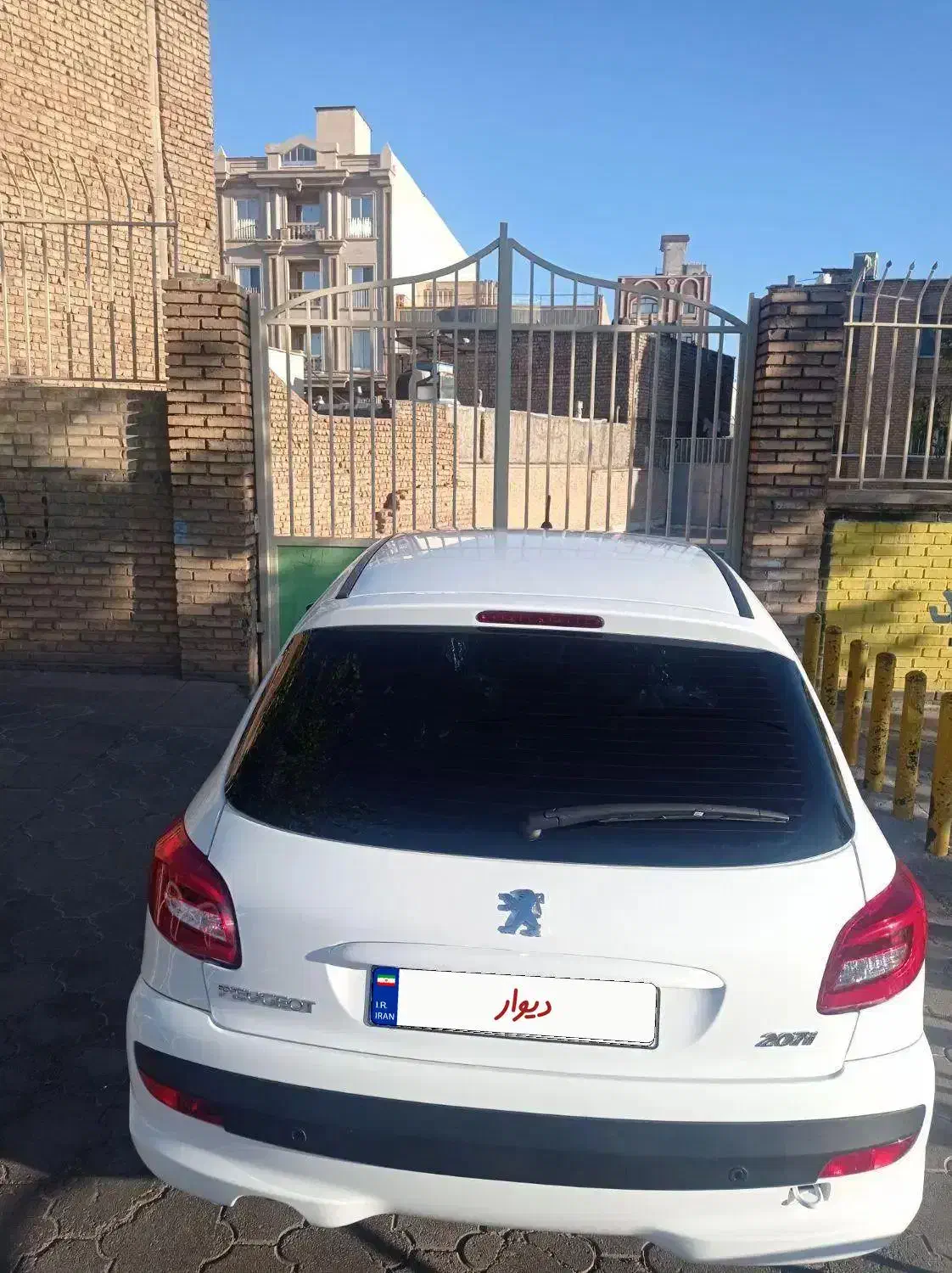 207 t3|خودرو سواری و وانت|ساوه, |دیوار