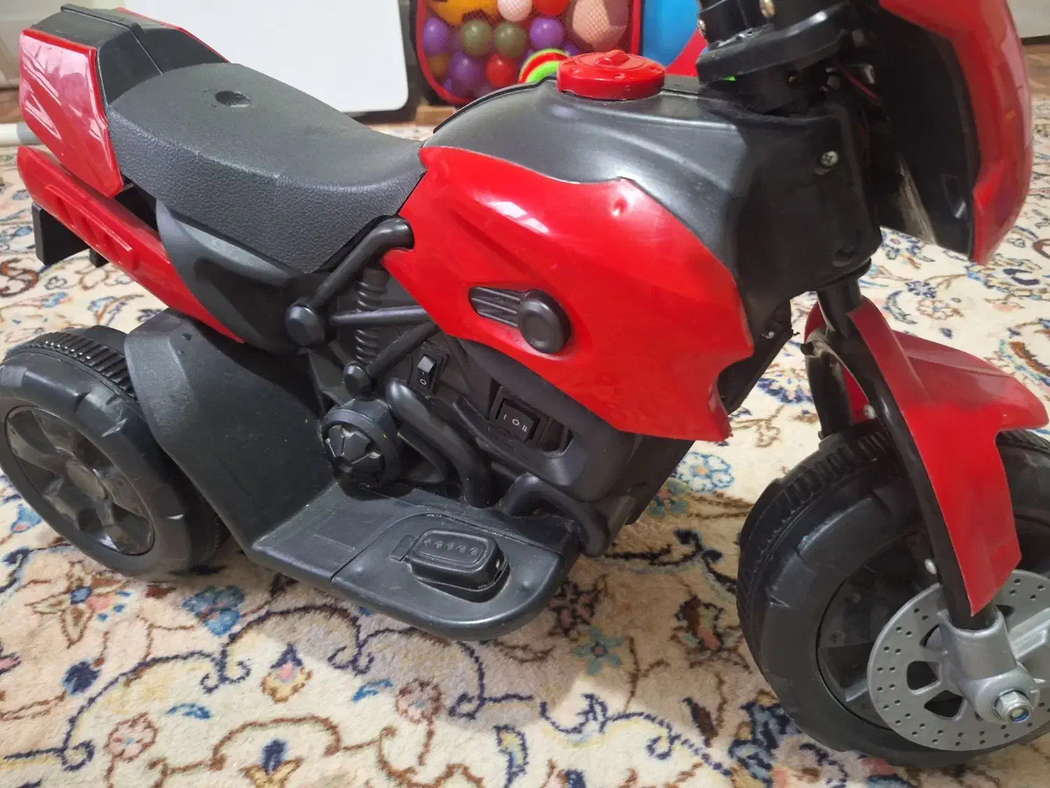 موتور شارژی سه چرخه|اسباب‌بازی بچه|اندیشه, اندیشه فاز ۱|دیوار