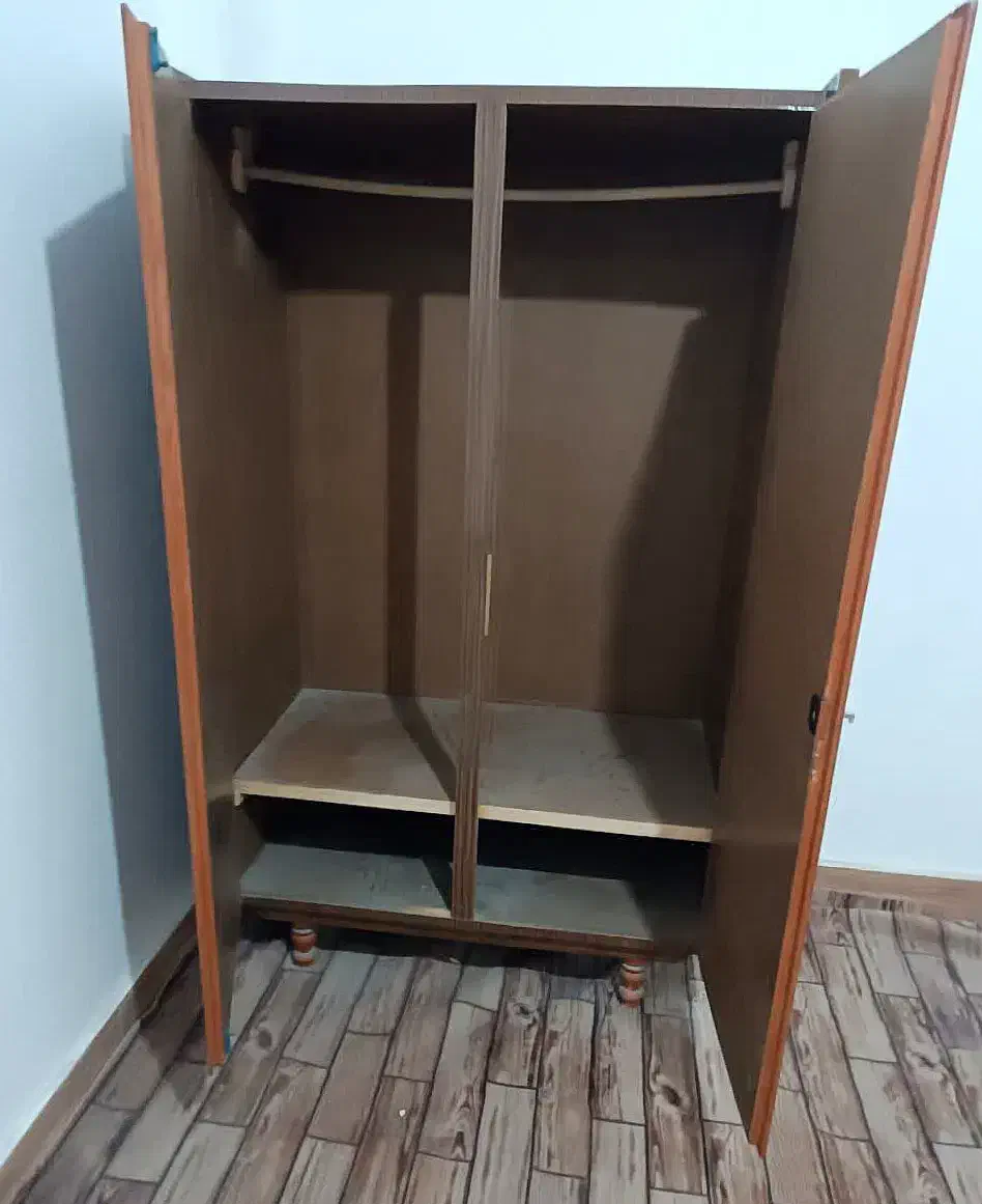 کمد لباسی سالم|جاکفشی، کمد، دراور|کازرون, |دیوار