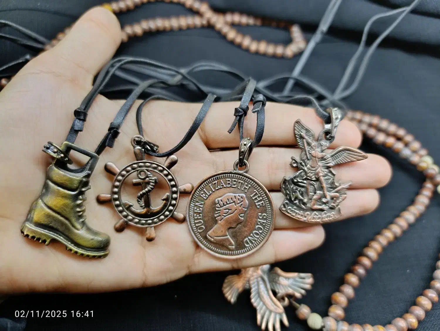 گردنبند های زیبا با قیمتی مفت|بدلیجات|بم, |دیوار