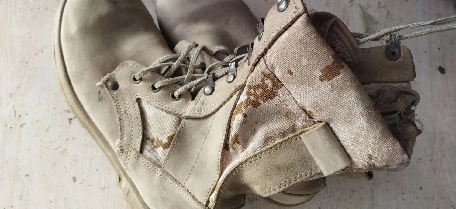 پوتین خاکی|کیف، کفش، کمربند|سبزوار, شهدا|دیوار