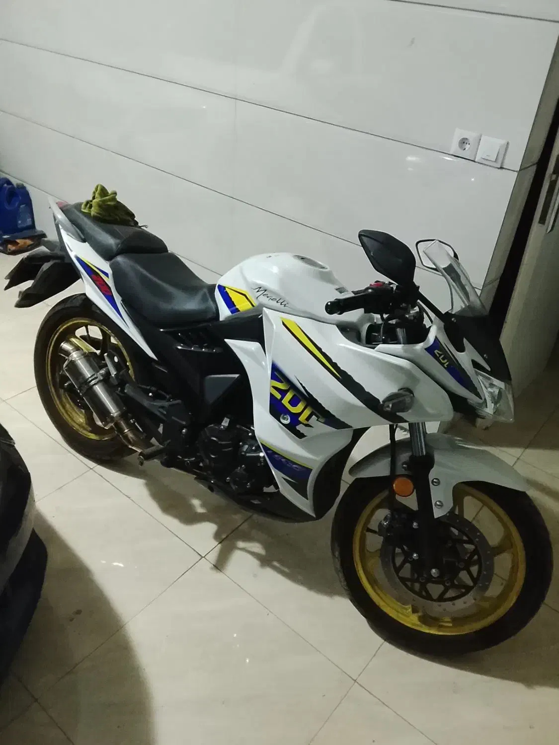 مگلی 200|موتورسیکلت|سنندج, |دیوار