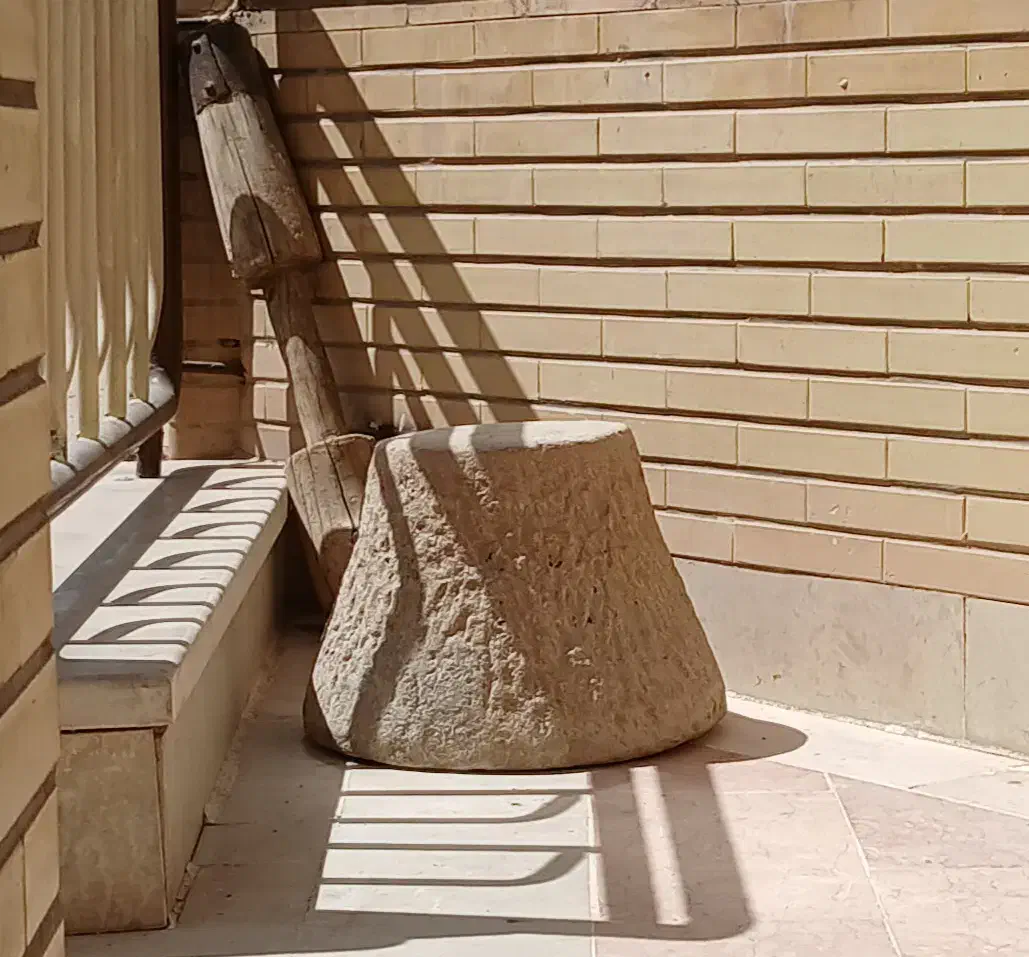 یانه قدیمی (هاونگ)|کلکسیون اشیاء عتیقه|شهرکرد, |دیوار