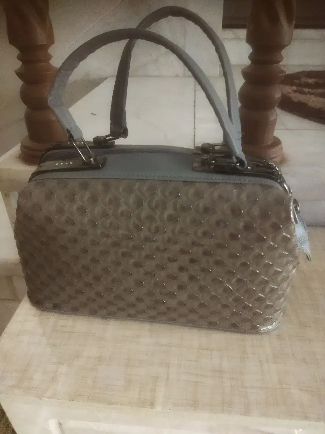 کیف فیلی رنگ بفروش می رسد درحدنو|کیف، کفش، کمربند|شیراز, شهرک ایثار|دیوار