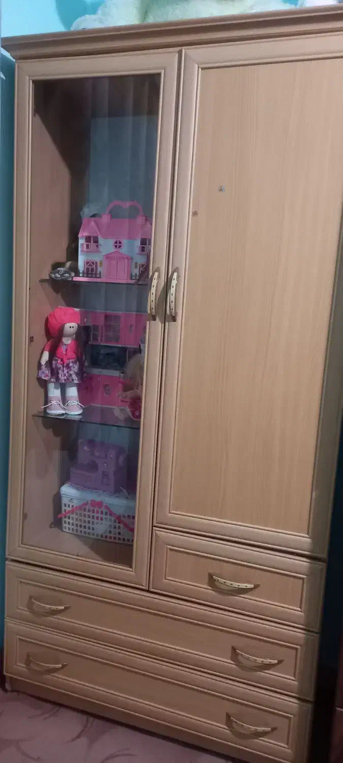 کمد نوجوان|جاکفشی، کمد، دراور|نهاوند, |دیوار