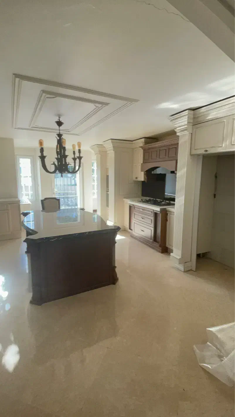 ۵۰۰ متری ۵ خواب با تراس وسیع و استخر|اجارهٔ آپارتمان|تهران, زعفرانیه|دیوار