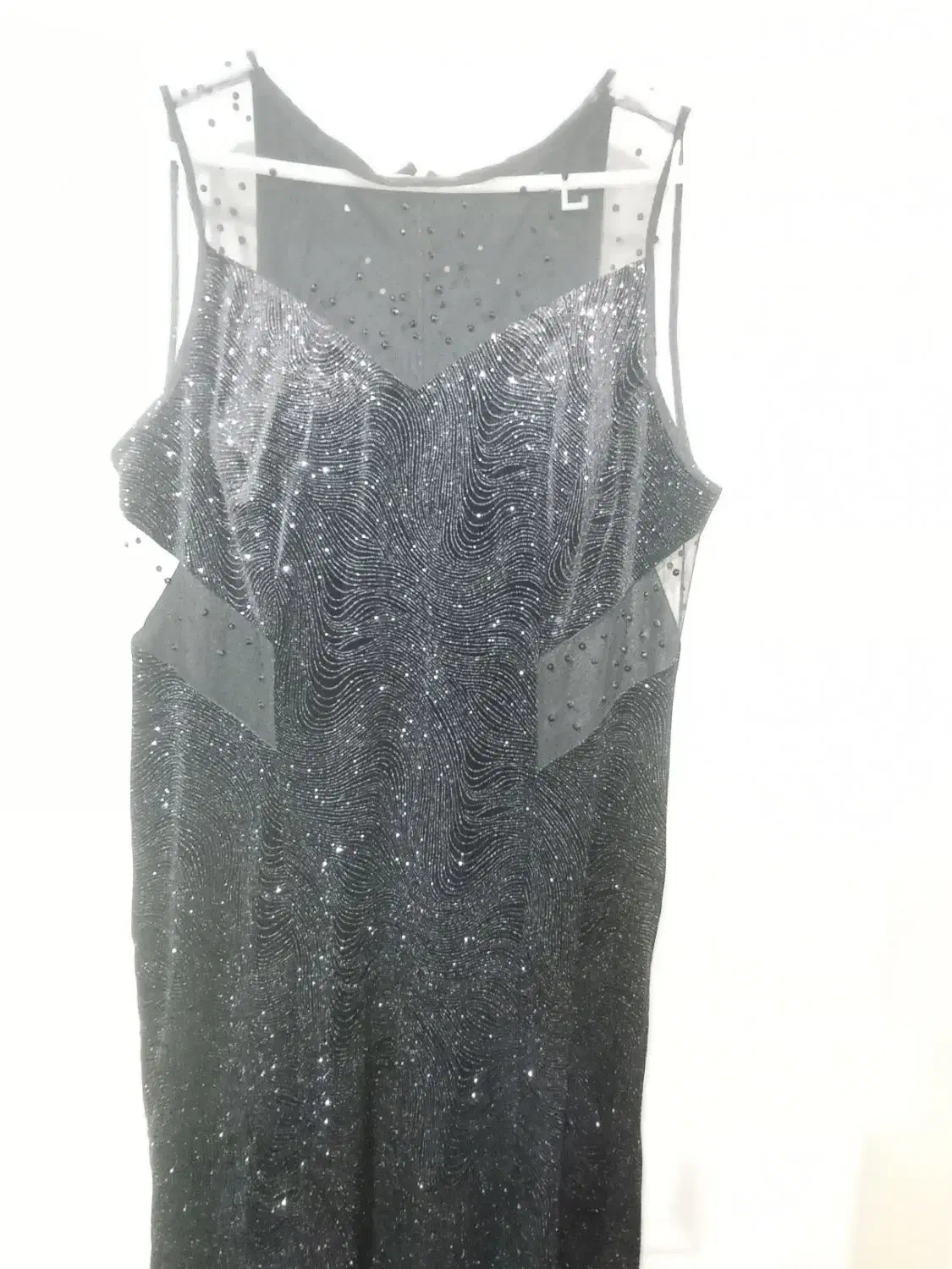 لباس مجلسی سفید و مشکی|لباس|اصفهان, مولوی|دیوار