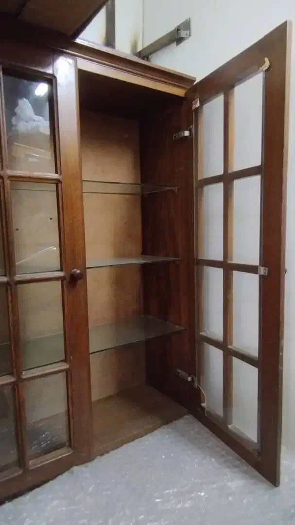 کمد چوبی کتابخانه|لوازم التحریر|قائم‌شهر, |دیوار