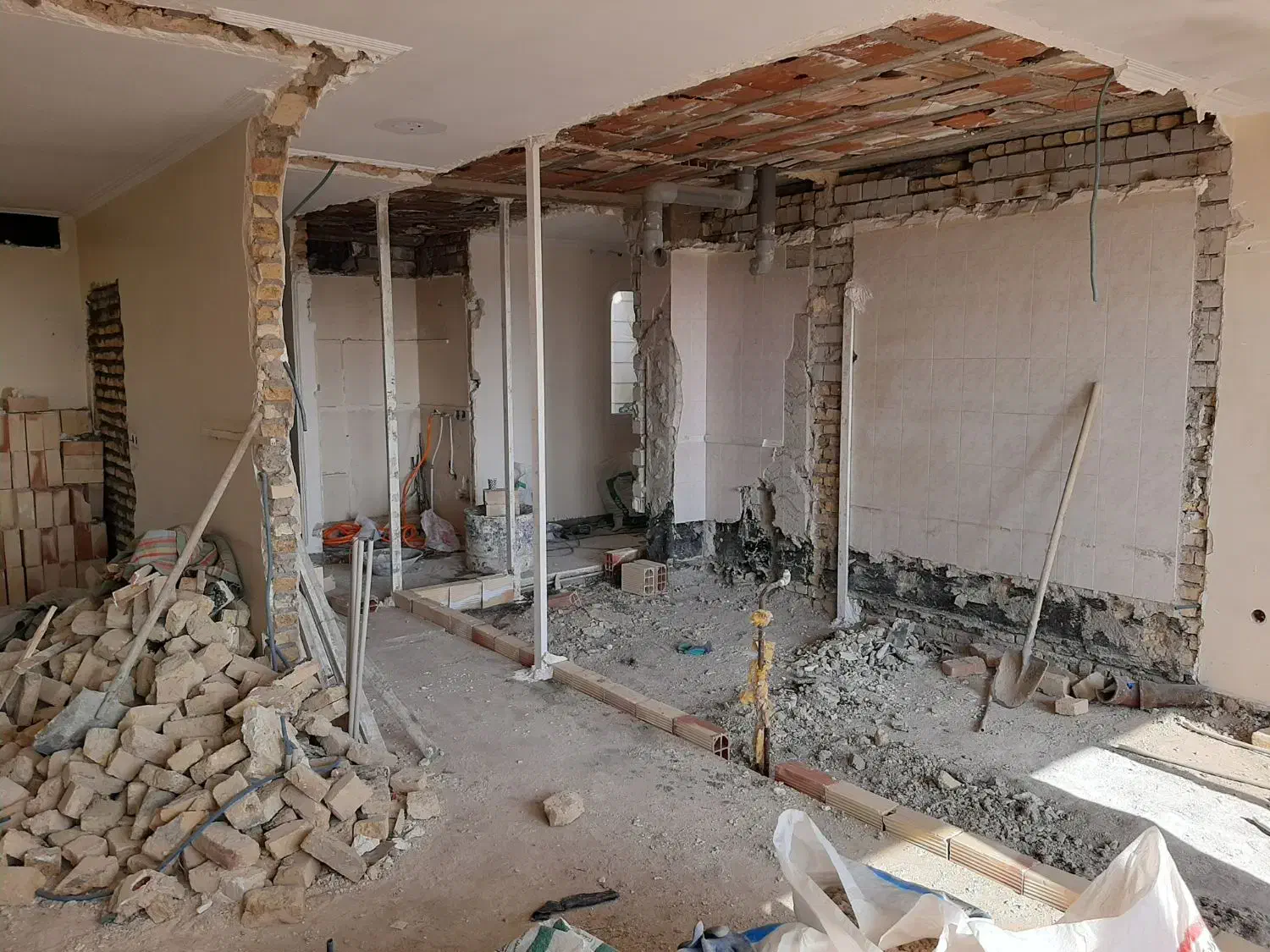 بازسازی، طراحی داخلی و اجرای پروژه|خدمات پیشه و مهارت|تهران, شهرک بوعلی|دیوار